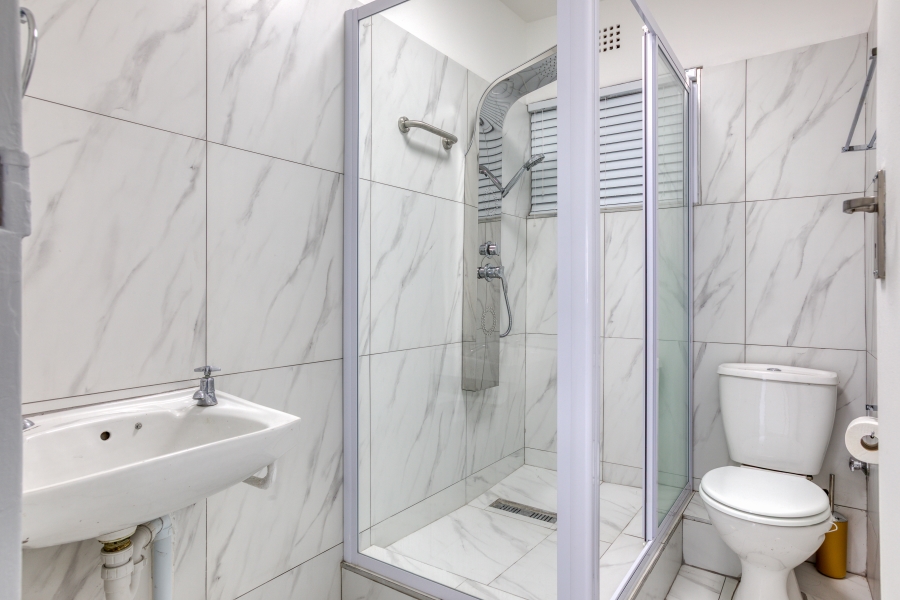 2 Bedroom Property for Sale in Woodstock Western Cape